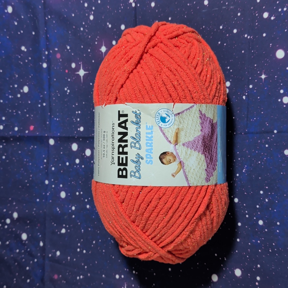 1 Brand New Skein Bernat Baby Blanket SPARKLE Yarn TOMATO SPARKLE Smoke Free